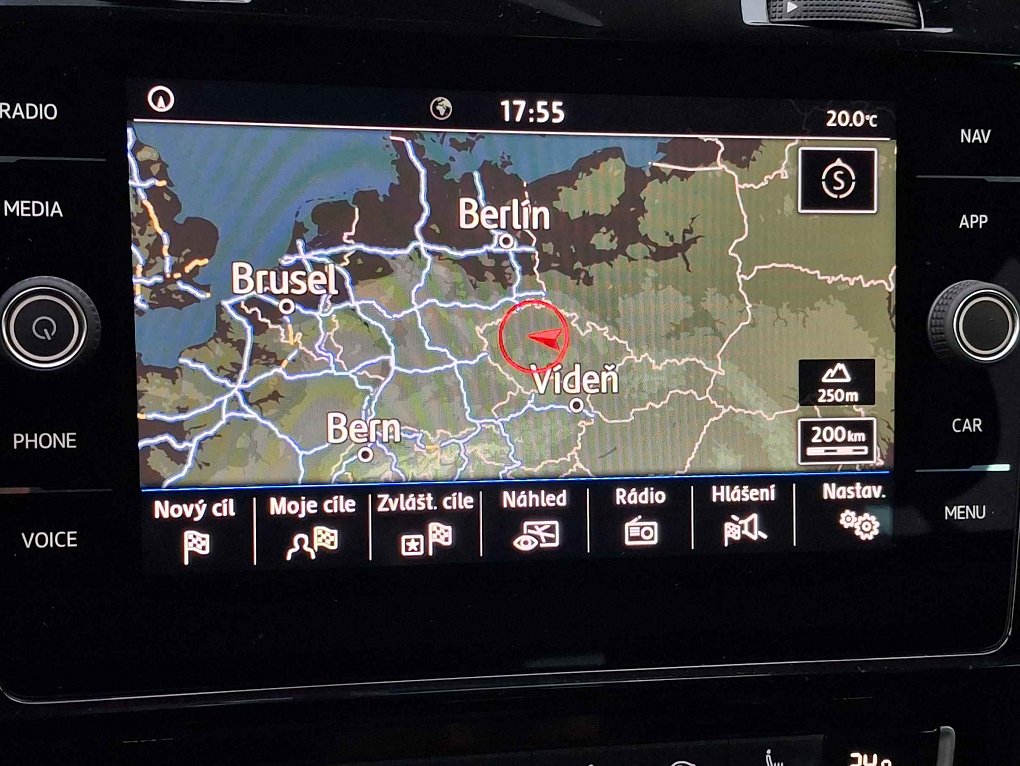 Volkswagen Golf 1.5 TSi Sound