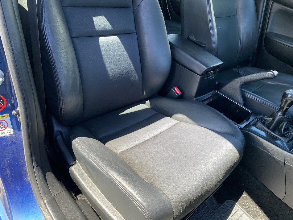 Honda Accord 2.2D 