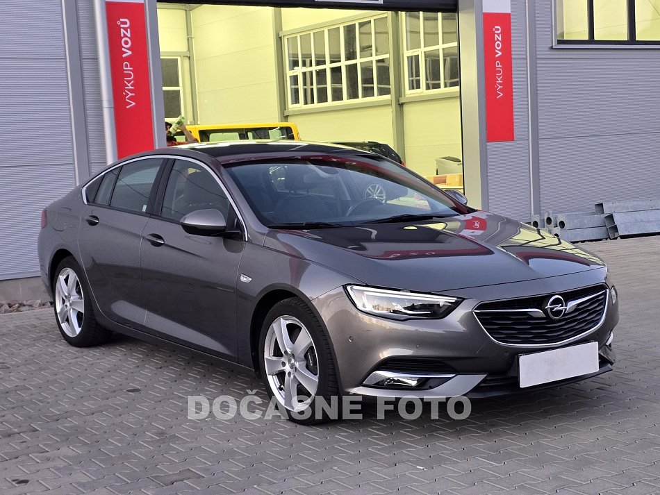 Opel Insignia 2.0t 