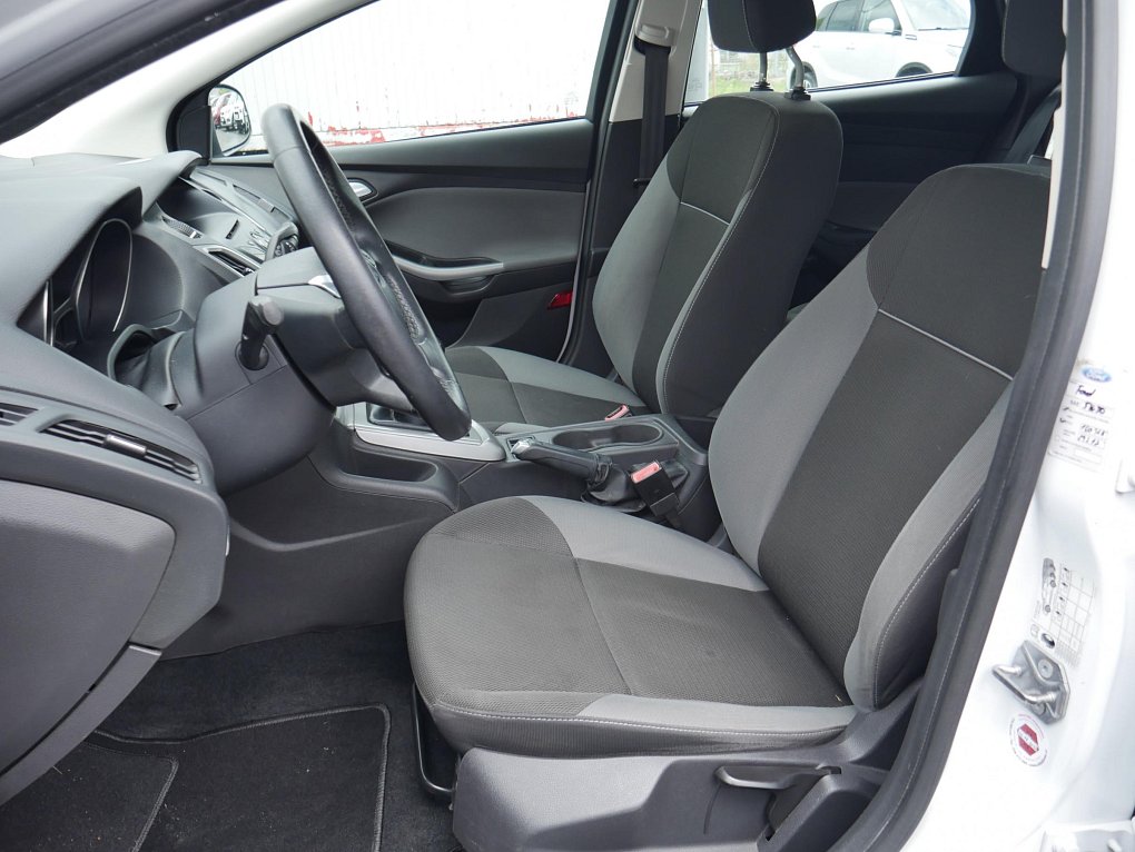 Ford Focus 1.6 i 