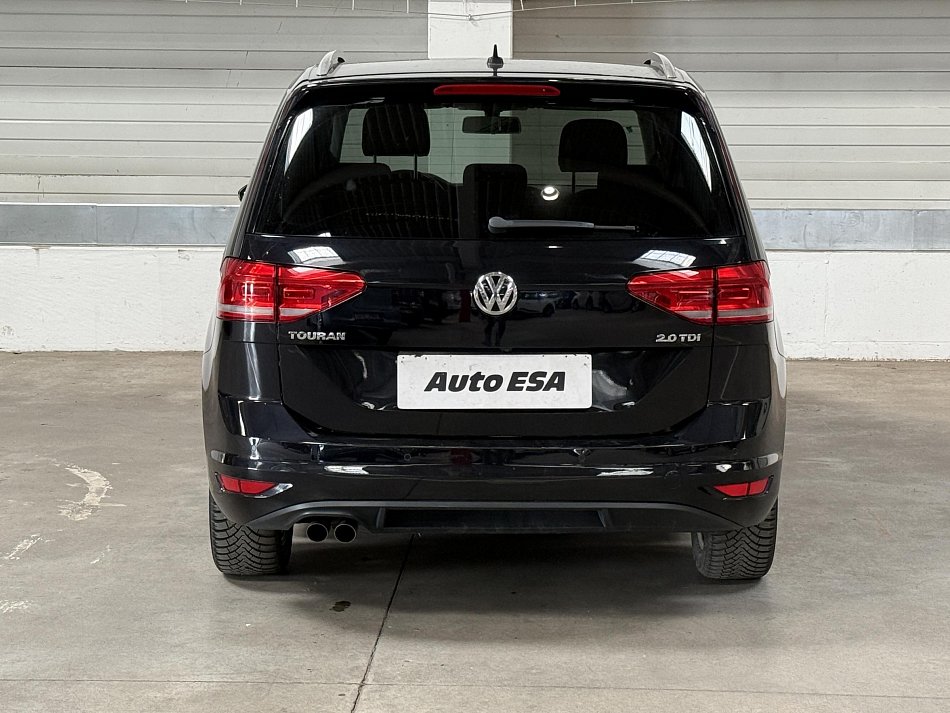 Volkswagen Touran 2.0 TDi 