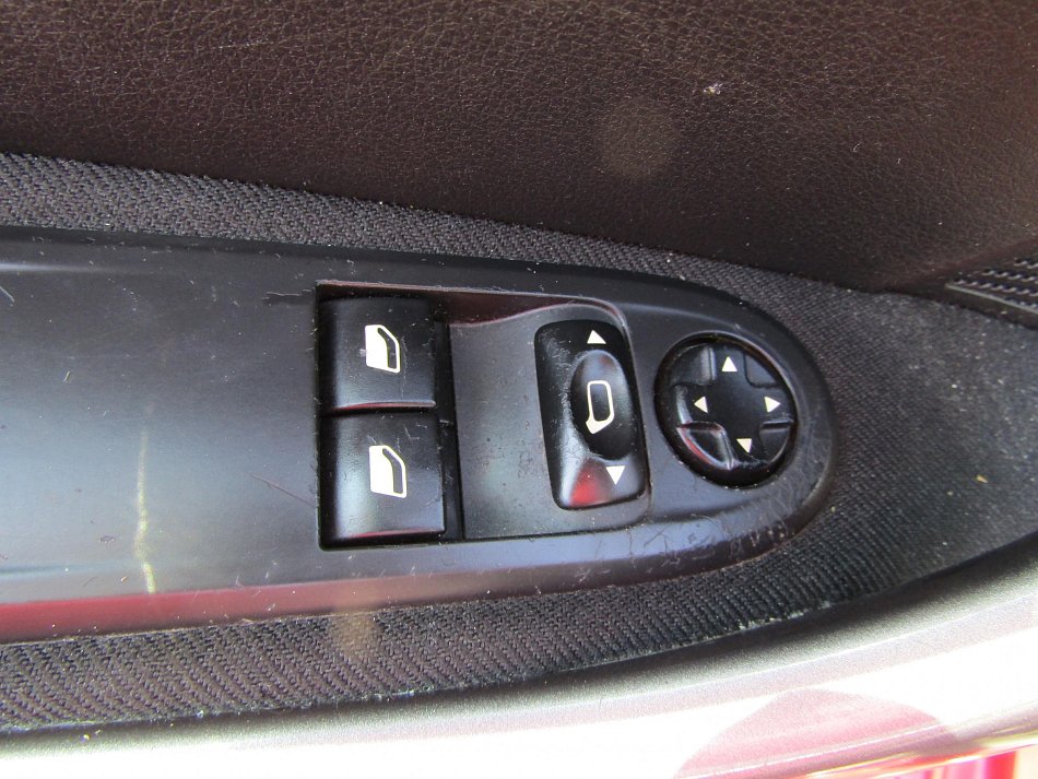 Peugeot 308 1.4 I 