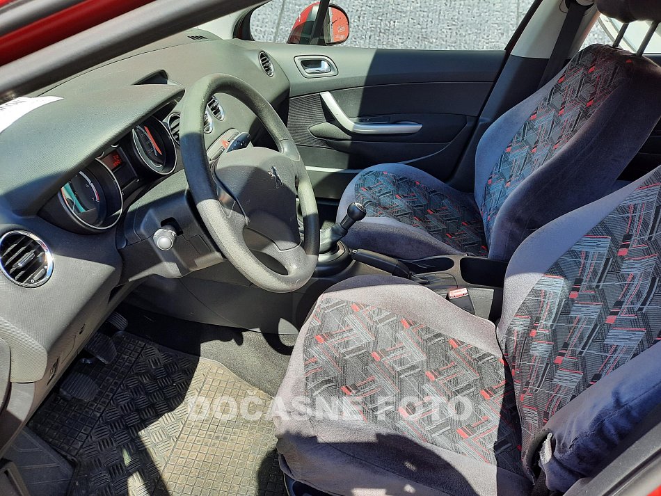 Peugeot 308 1.4 I 