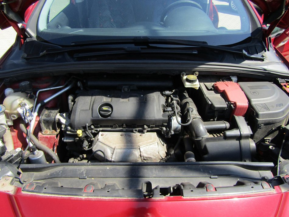 Peugeot 308 1.4 I 