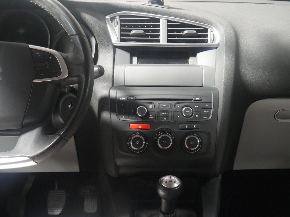 Citroën C4 1.6 VTi 