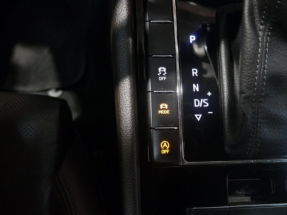 Škoda Superb III 2.0 TSi  4x4