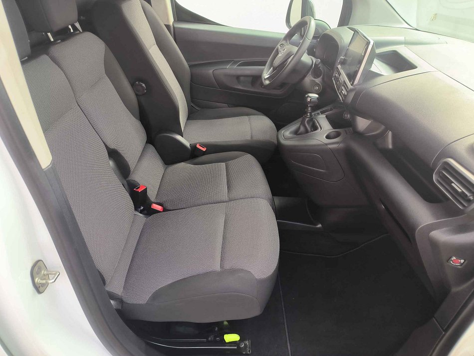 Opel Combo 1.5CDTi  L2 DÍLNA