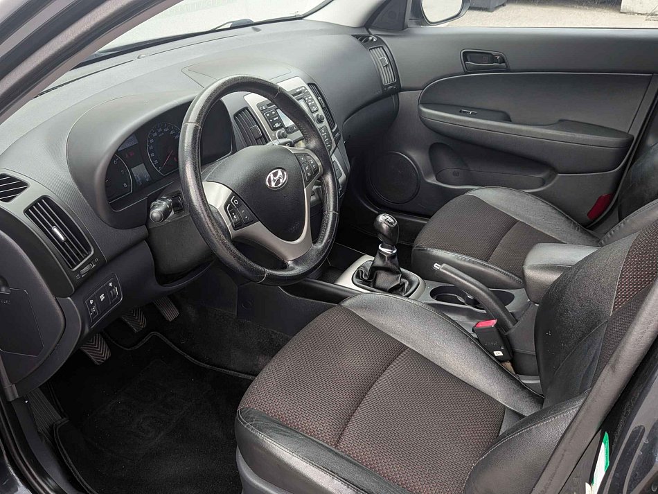 Hyundai I30 1.6i 