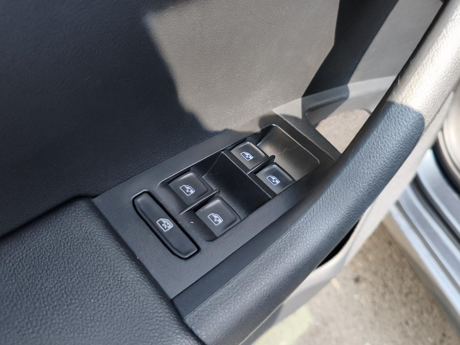 Škoda Octavia III 1.5 TSi Ambition