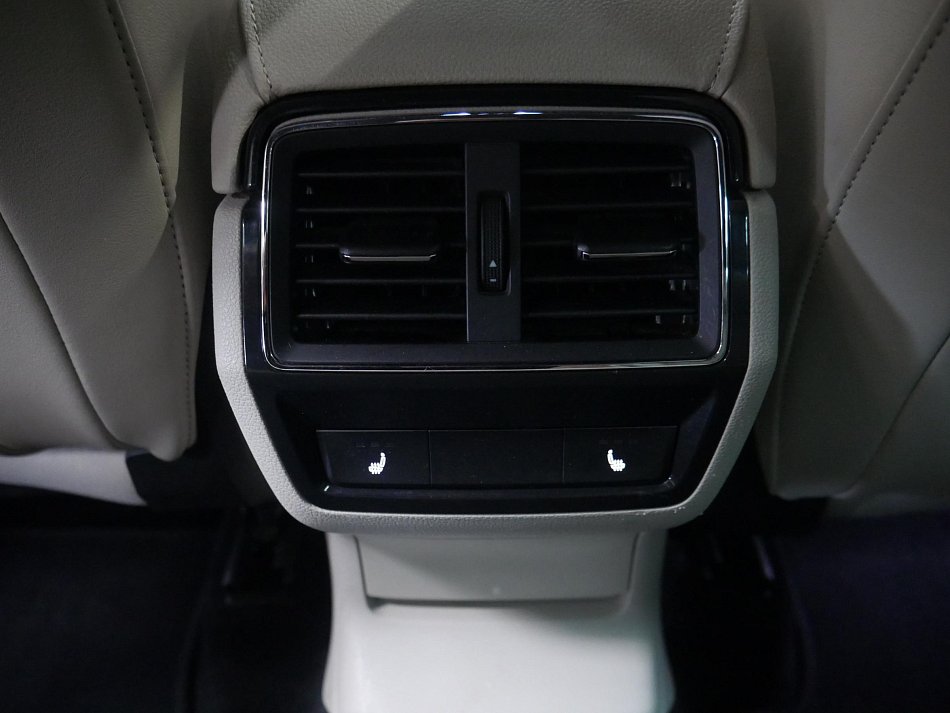 Škoda Karoq 1.5TSi 