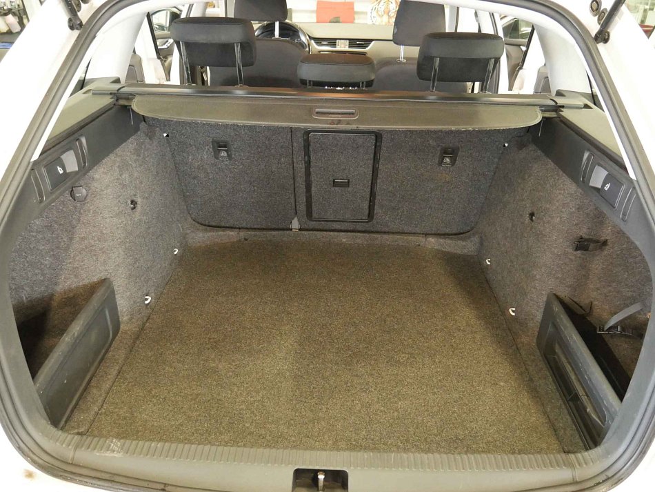 Škoda Octavia III 2.0 TDi Scout 4x4