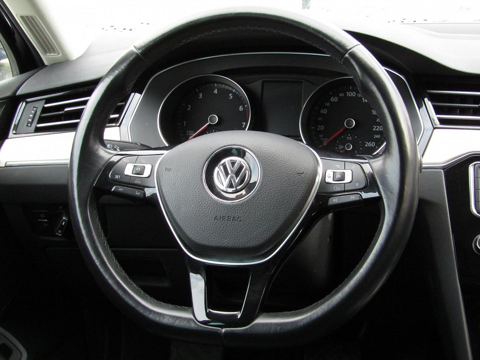 Volkswagen Passat 2.0 TSi Highline