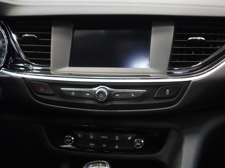 Opel Insignia 1.6CDTi 