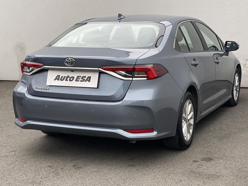 Toyota Corolla 1.5 VVT-i Comfort