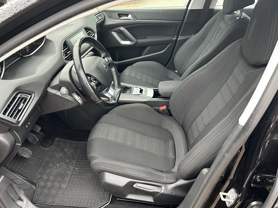 Peugeot 308 1.6 HDi Allure
