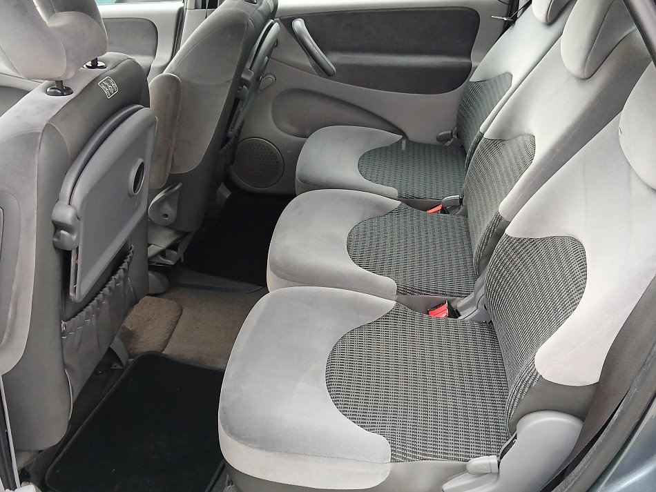 Citroën Xsara Picasso 1.6i 