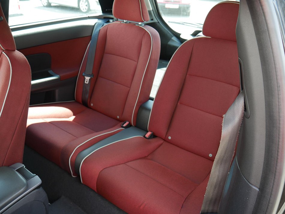 Volvo C30 1.6i 