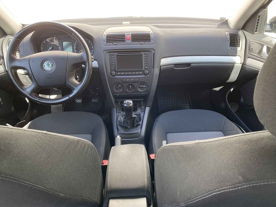 Škoda Octavia II 2.0 TDi Ambition
