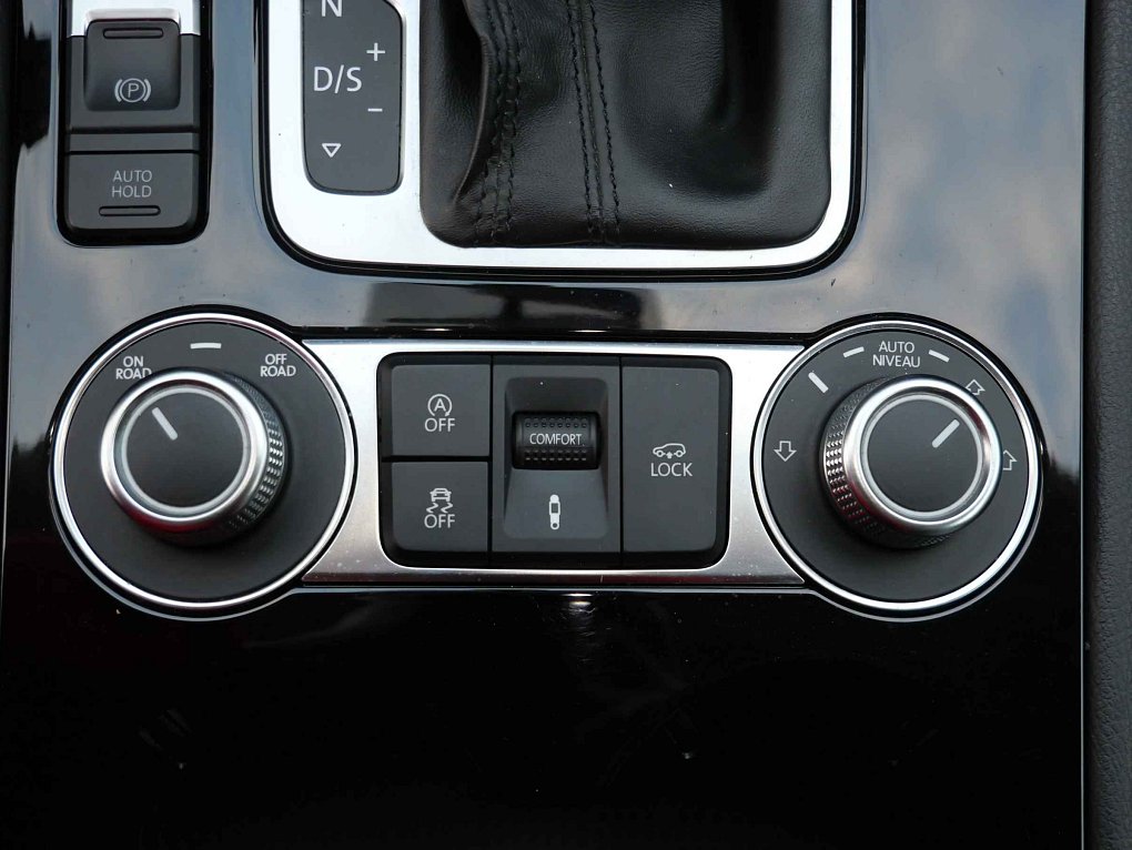 Volkswagen Touareg 3.0 TDi  4x4