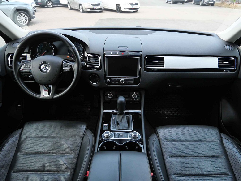 Volkswagen Touareg 3.0 TDi  4x4