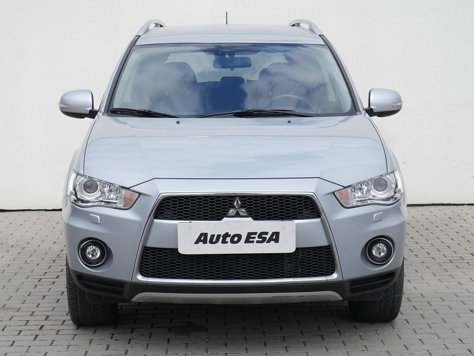 Mitsubishi Outlander 2.2 DI-D Intense 4WD