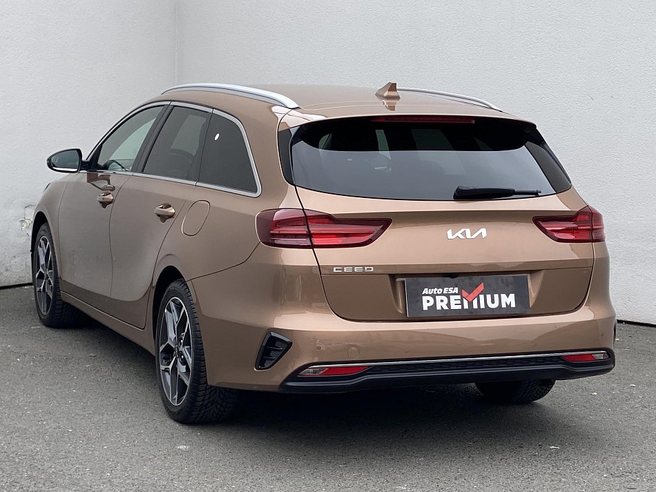 Kia Ceed 1.5 T-GDi TOP SW