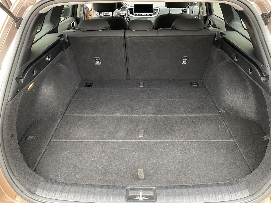 Kia Ceed 1.5 T-GDi TOP SW