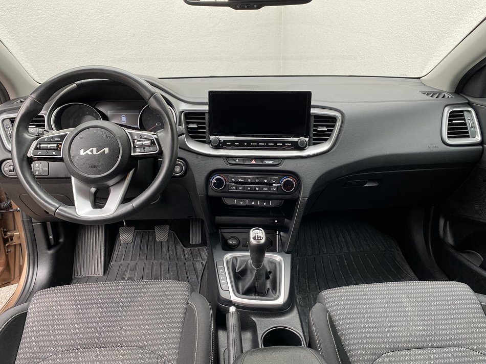 Kia Ceed 1.5 T-GDi TOP SW