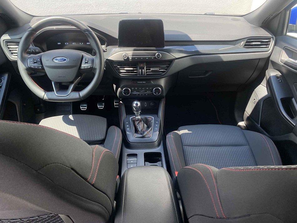 Ford Focus 1.0 EB ST-Line