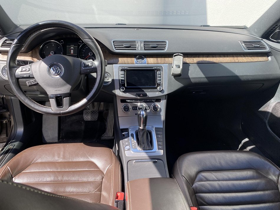 Volkswagen Passat 2.0TDi Exclusive
