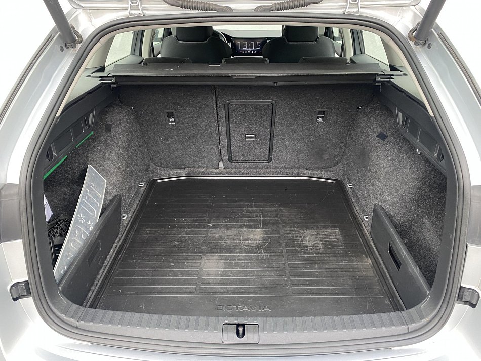 Škoda Octavia IV 1.5 TSi Style