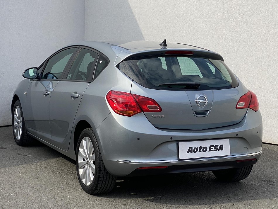 Opel Astra 1.4i 