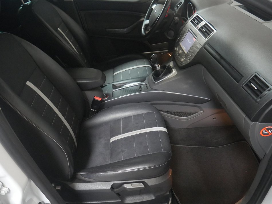 Ford Kuga 2.0 TDCi  4x4