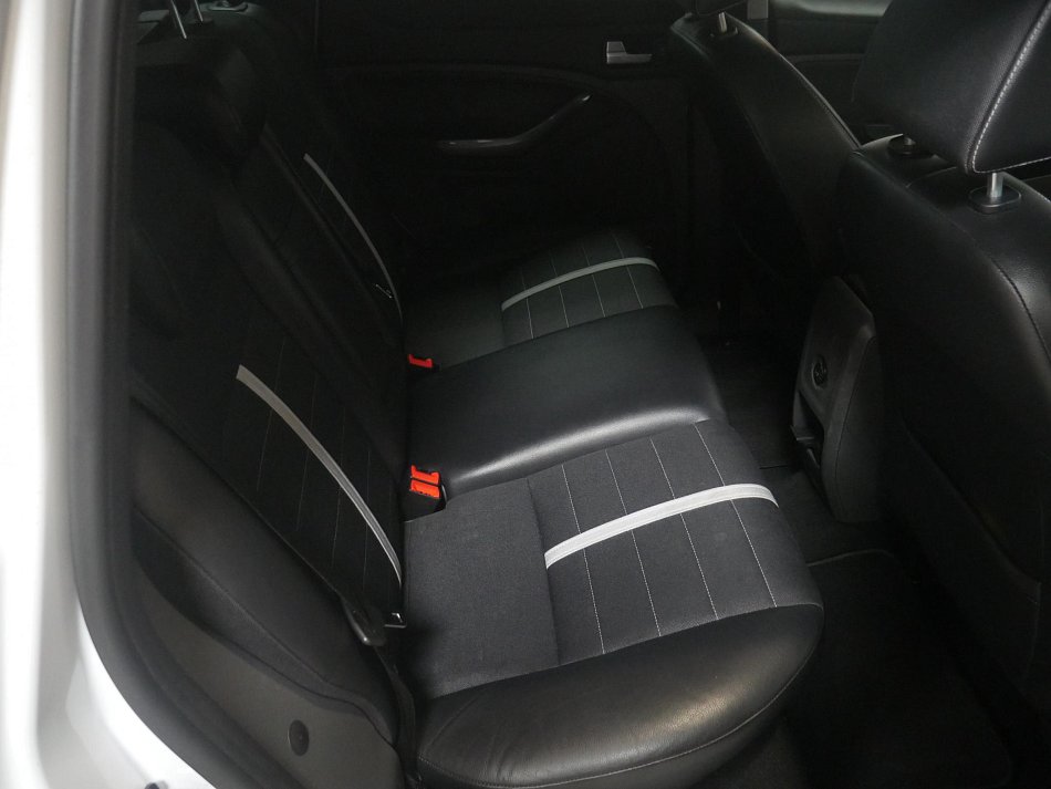 Ford Kuga 2.0 TDCi  4x4