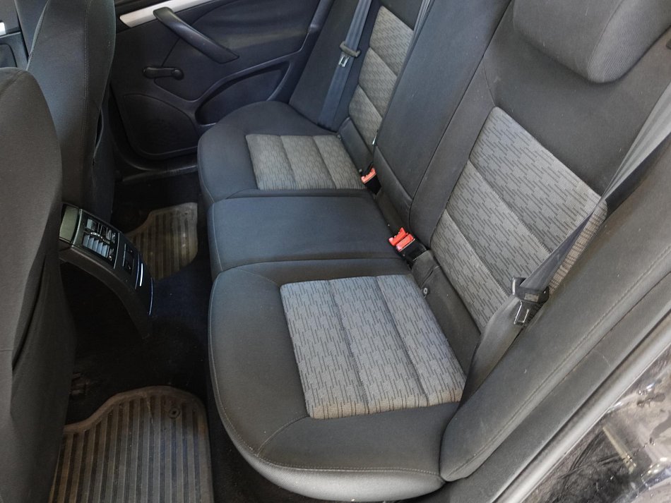 Škoda Octavia II 1.6i 
