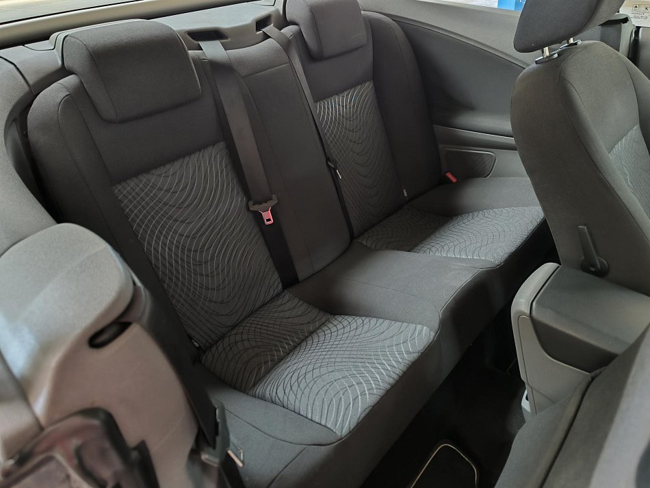 Ford Focus 2.0i 