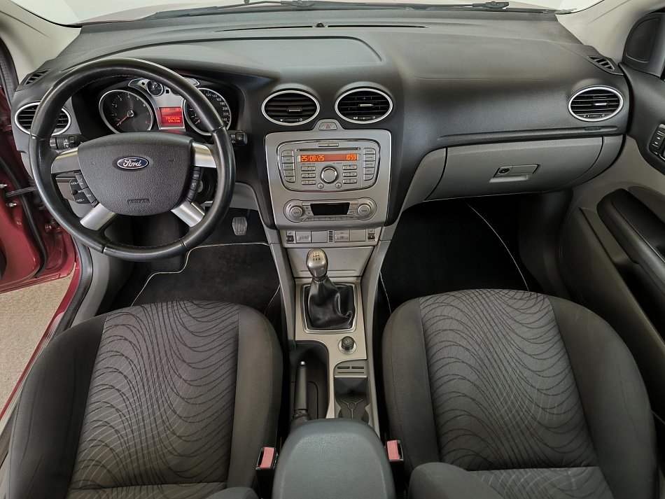 Ford Focus 2.0i 