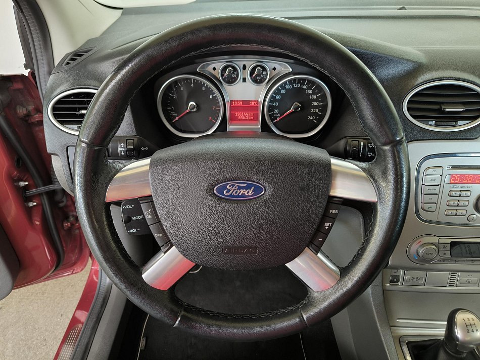 Ford Focus 2.0i 
