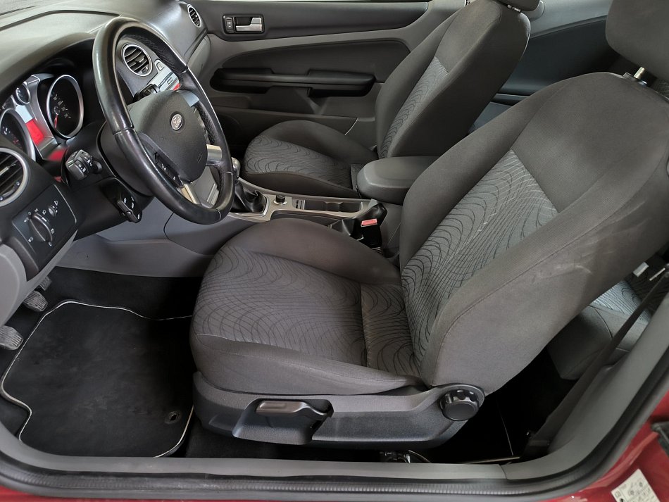 Ford Focus 2.0i 