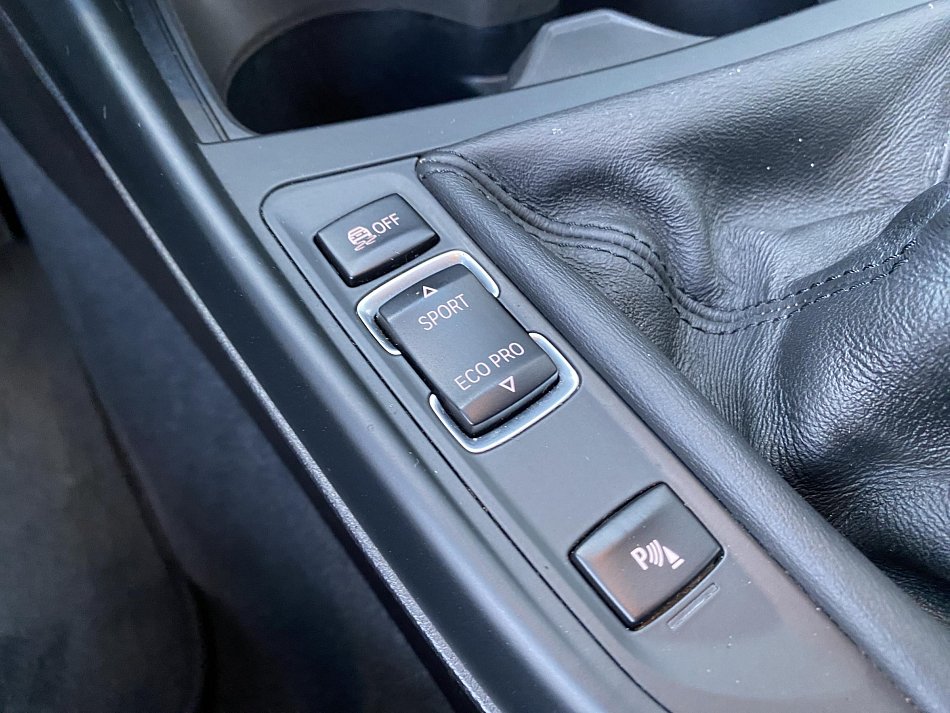 BMW Řada 1 1.6i  120i