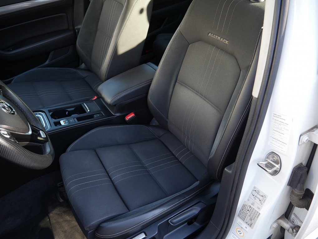 Volkswagen Passat 2.0 TDi 