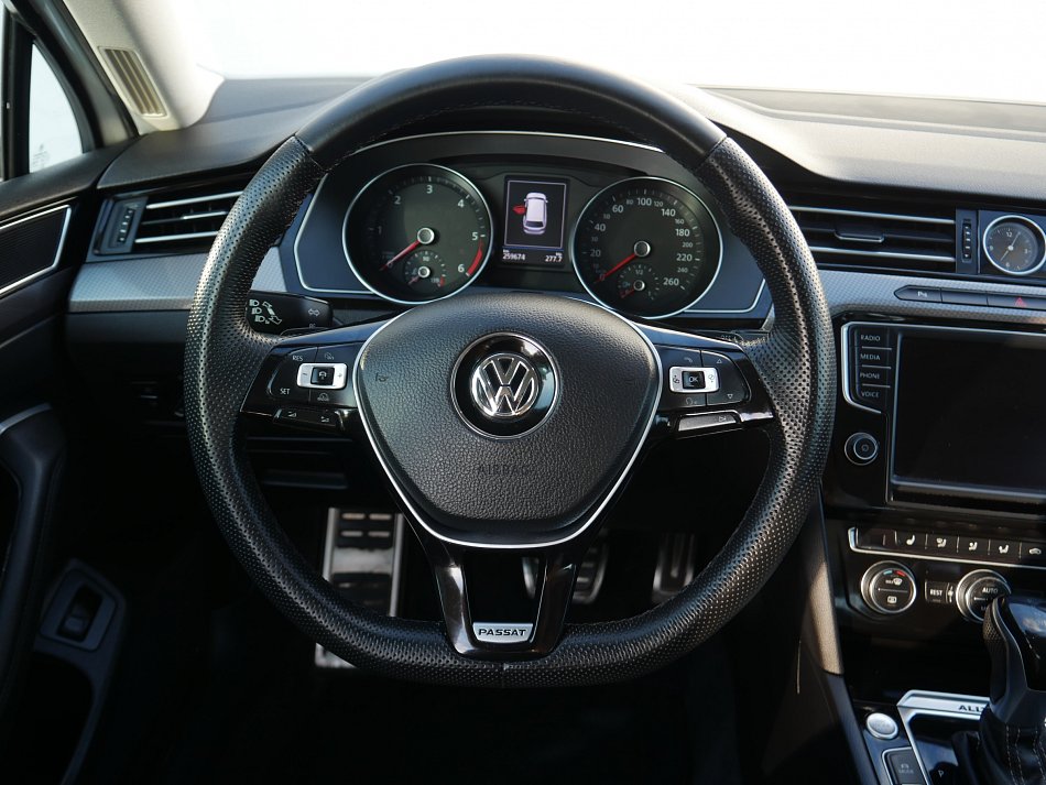 Volkswagen Passat 2.0 TDi 
