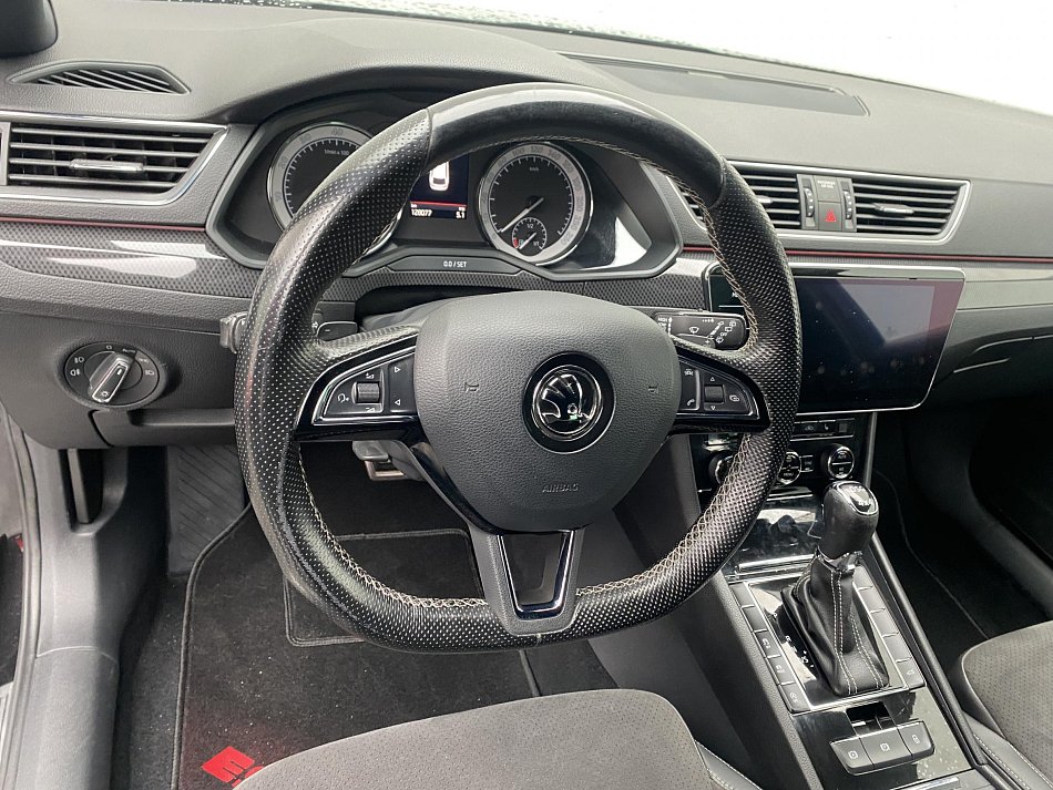 Škoda Superb III 2.0 TSi SportLine 4x4