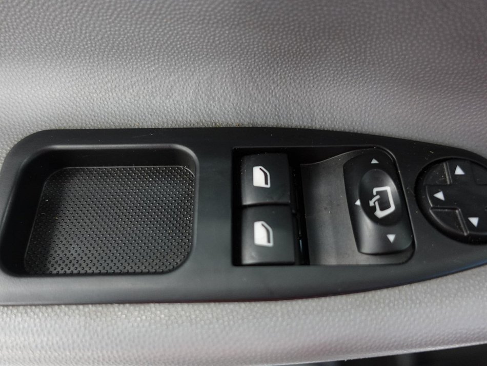 Peugeot Expert 2.0HDi  CHLADÍCÍ
