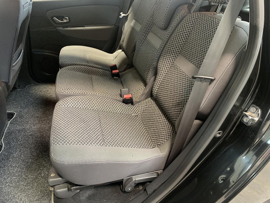 Renault Scénic 1.9dCi 