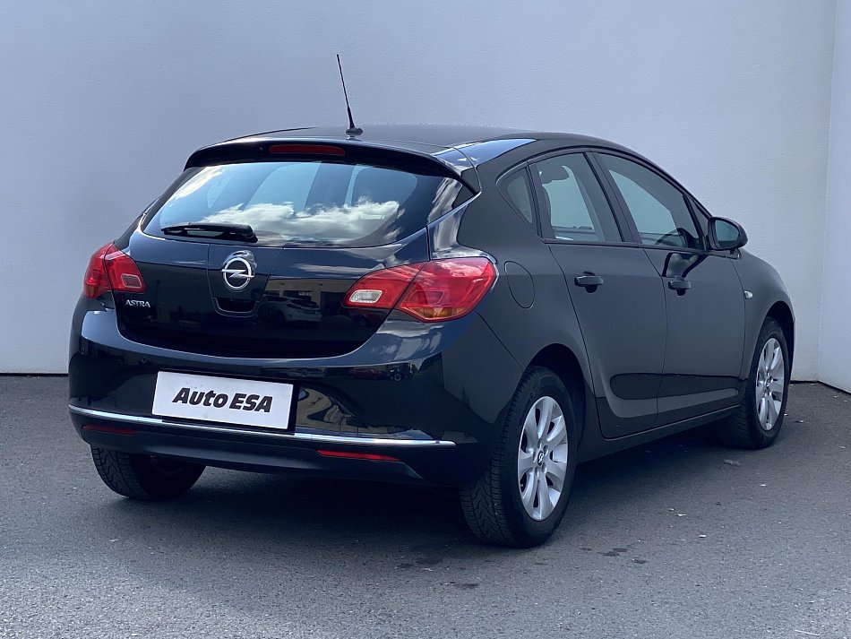Opel Astra 1.4i 