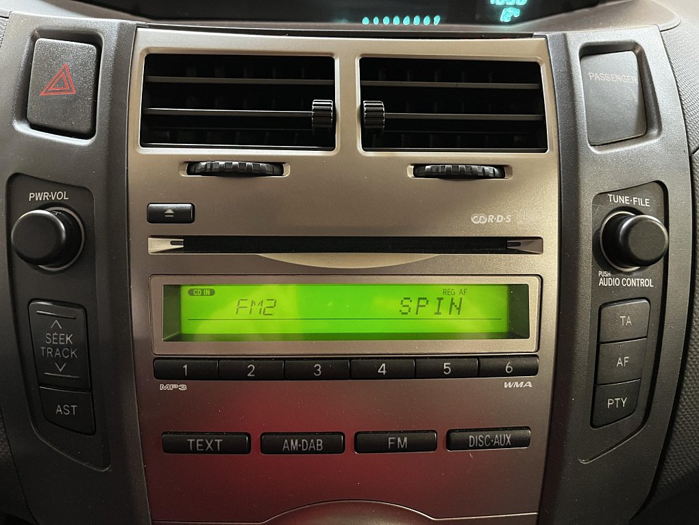 Daihatsu Charade 1.3 VVT-i 