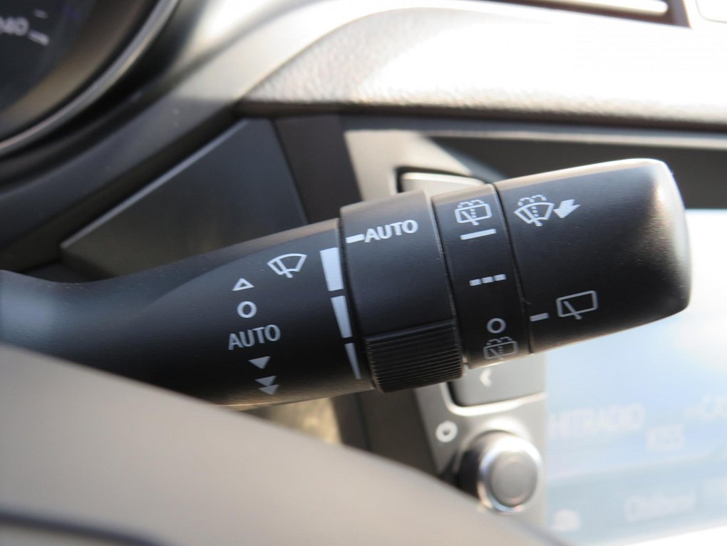 Toyota Avensis 1.8 VVT-i Active