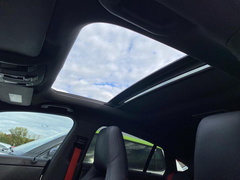 Mercedes-Benz CLA 2.0 i  250 4Matic