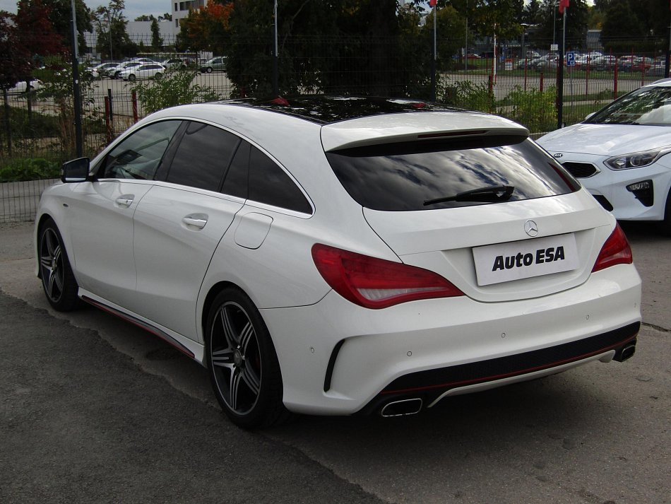 Mercedes-Benz CLA 2.0 i  250 4Matic